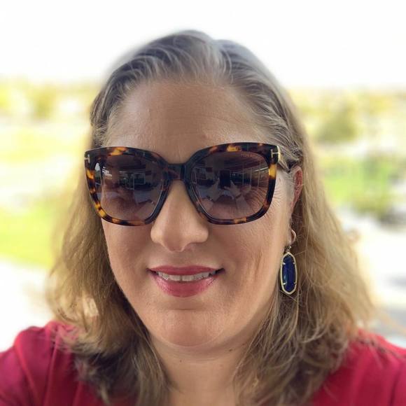 Meet your Posher, Annie - Picture 1 of 1